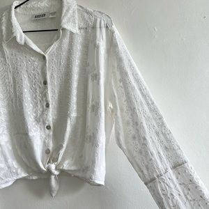 Vintage Chico’s Design Embroidered Button Down